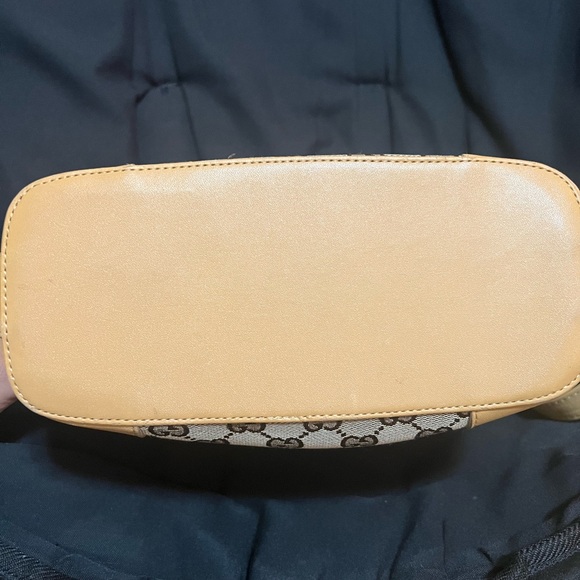 Authentic Gucci Monogram Shoulder Bag - Picture 3 of 8